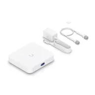   UBiQUiTi Vezetékes Cloud Gateway 4x1Gbps (LAN) + 1x2,5Gbps (WAN), IPS routing, OpenVPN, Asztali - UCG-Ultra