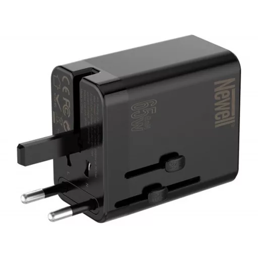NEWELL GAN gyorstöltő adapter utazáshoz, 65W, AC aljzat, 1 db USB-A port 2 db USB-C port, kivehető dugók