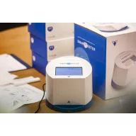   SmartTester laboratory device (CRP, D-Dimer, Troponin) + free keyboard and carrying case